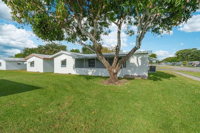 1620 NW 87th Terrace, Plantation, FL 33322