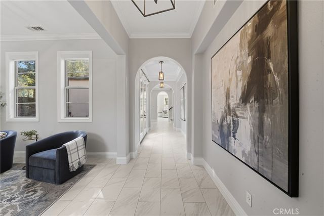 42 Arcade, Irvine, CA 92603