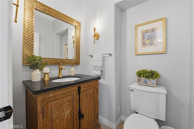 42 Arcade, Irvine, CA 92603