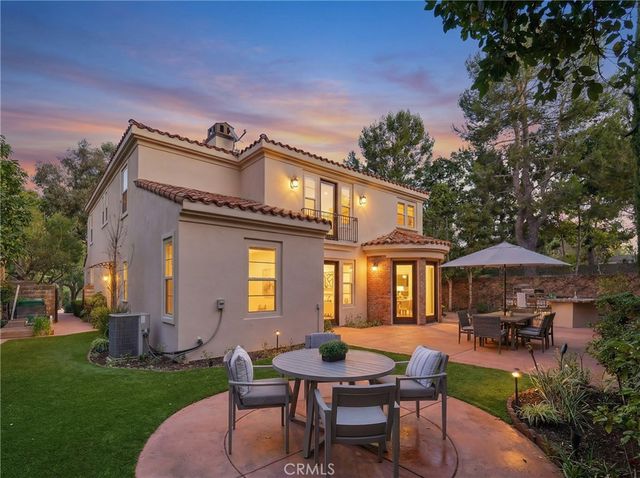 42 Arcade, Irvine, CA 92603