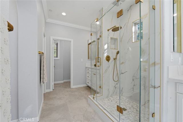 42 Arcade, Irvine, CA 92603