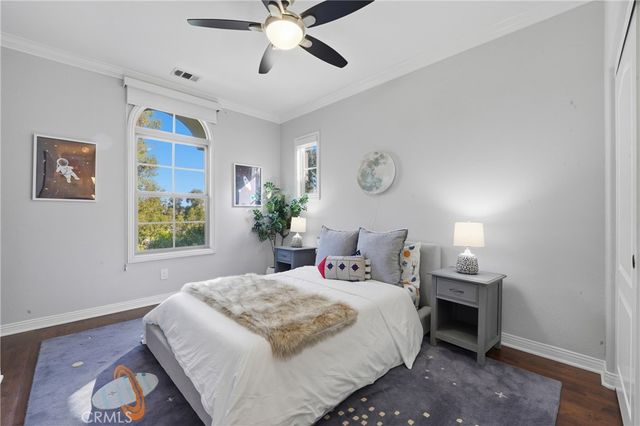 42 Arcade, Irvine, CA 92603