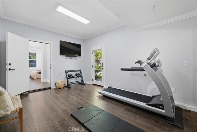 42 Arcade, Irvine, CA 92603