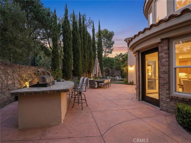 42 Arcade, Irvine, CA 92603