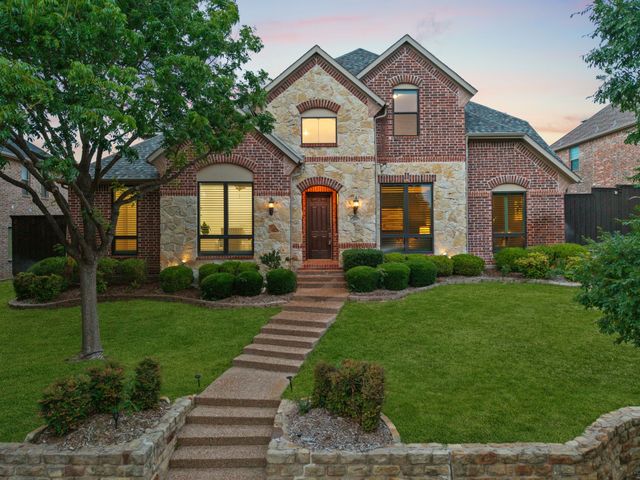 1209 Dame Susan Lane, Lewisville, TX 75056