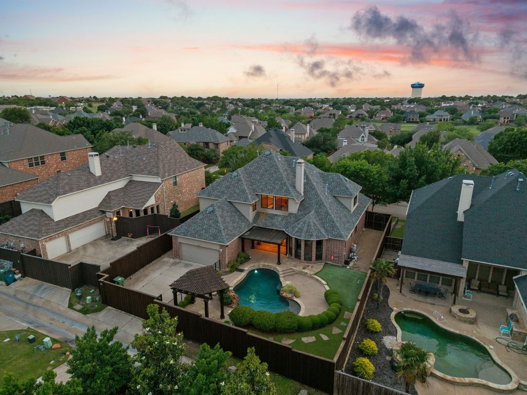 1209 Dame Susan Lane, Lewisville, TX 75056