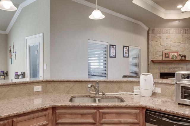 1467 County Road 4820, Kempner, TX 76539