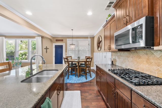 2343 Dewey Dr, Spring Hill, TN 37174
