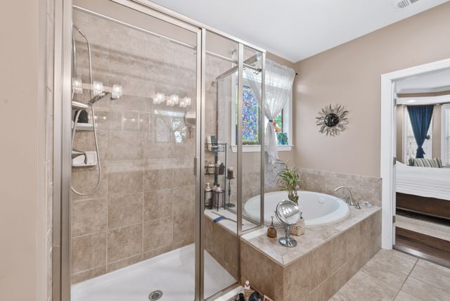 2343 Dewey Dr, Spring Hill, TN 37174