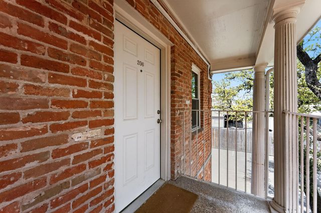 1240 Barton Hills DR 206, Austin, TX 78704