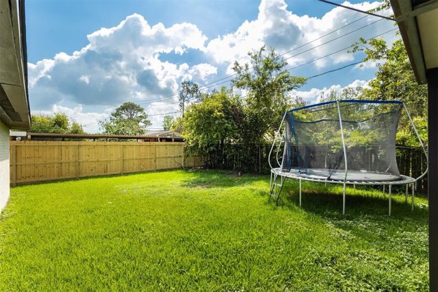 4018 Marchant Road, Houston, TX 77047