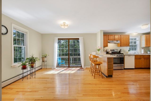 29 Carleton Dr, Mashpee, MA 02649