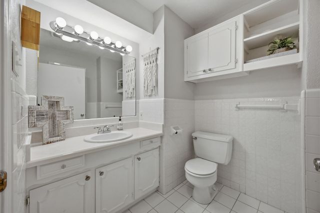 1607 Little Creek Drive, Waxahachie, TX 75165