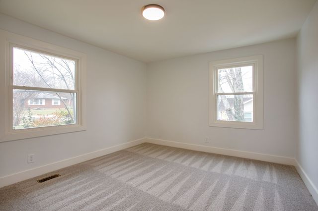 106 Shady Dr, Columbia, TN 38401