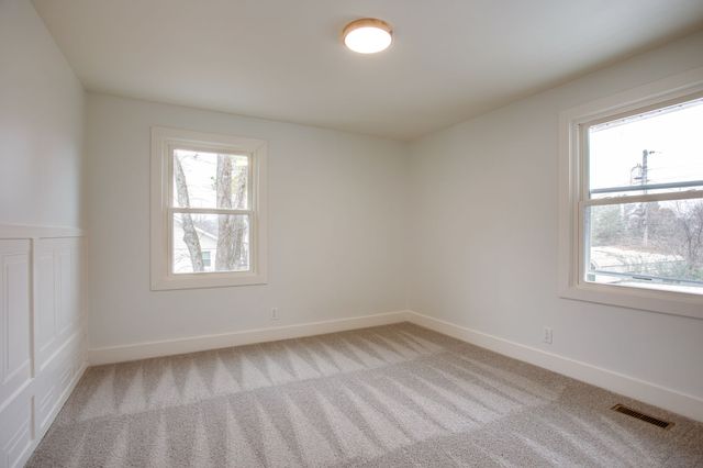 106 Shady Dr, Columbia, TN 38401