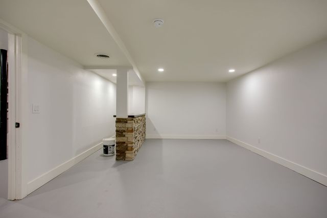 106 Shady Dr, Columbia, TN 38401