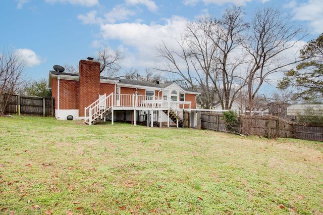 106 Shady Dr, Columbia, TN 38401