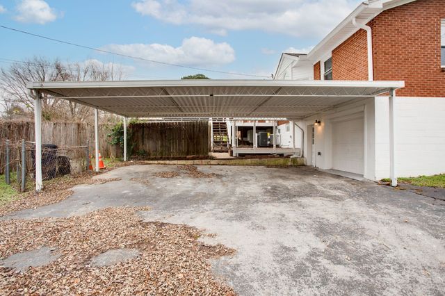 106 Shady Dr, Columbia, TN 38401