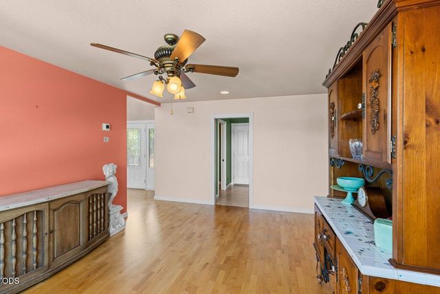 1583 Panoramic Loop, Grants Pass, OR 97527