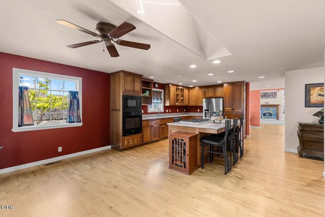 1583 Panoramic Loop, Grants Pass, OR 97527