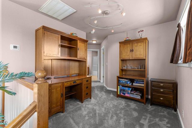 1583 Panoramic Loop, Grants Pass, OR 97527
