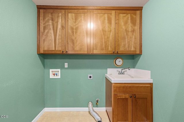 1583 Panoramic Loop, Grants Pass, OR 97527