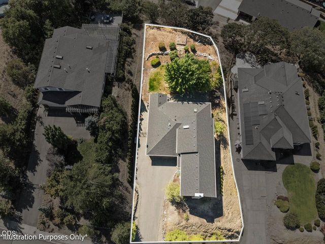 1583 Panoramic Loop, Grants Pass, OR 97527