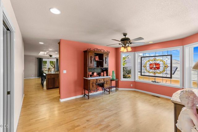 1583 Panoramic Loop, Grants Pass, OR 97527