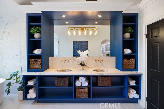 30852 Via Colinas, Laguna Hills, CA 92679