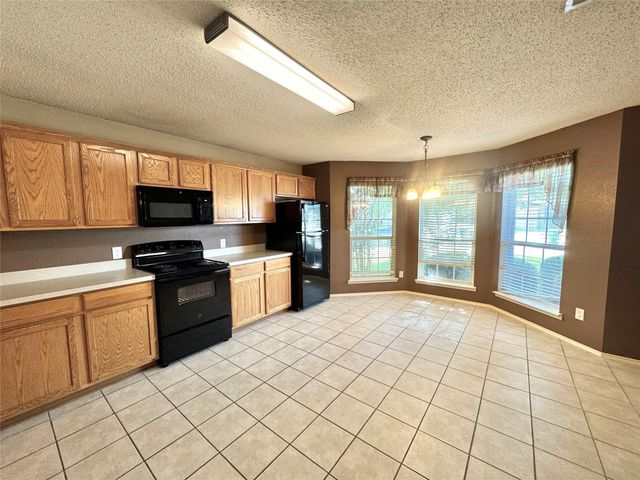 1012 Margaret Drive, Mckinney, TX 75071