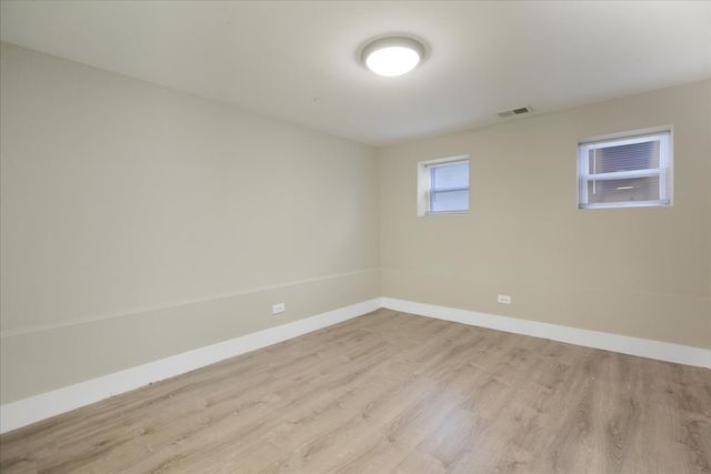 5731 N Washtenaw Avenue 1R, Chicago, IL 60659