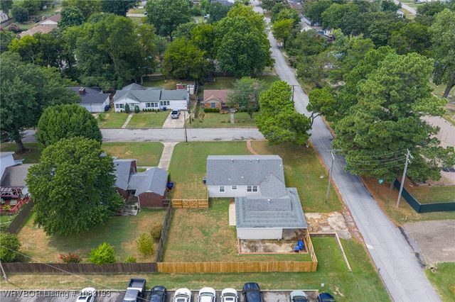 2001 Wolfe Lane, Fort Smith, AR 72901