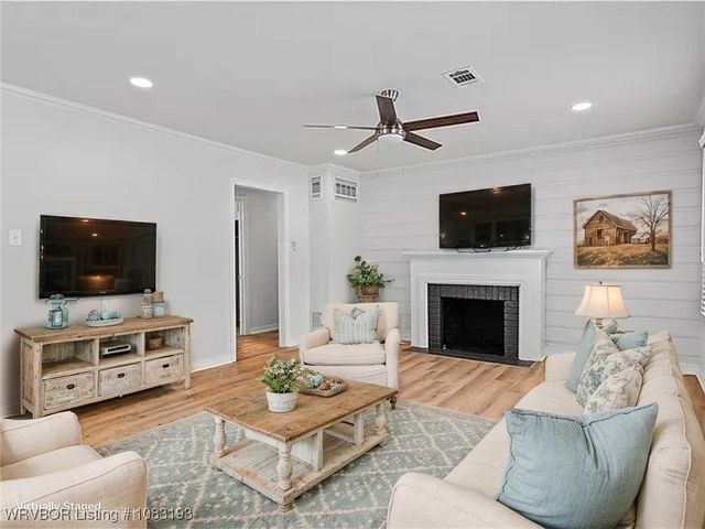 2001 Wolfe Lane, Fort Smith, AR 72901