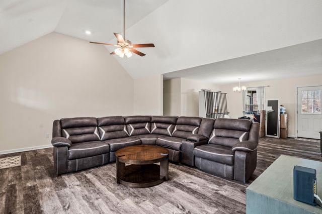 2860 Highway 76, Portland, TN 37148