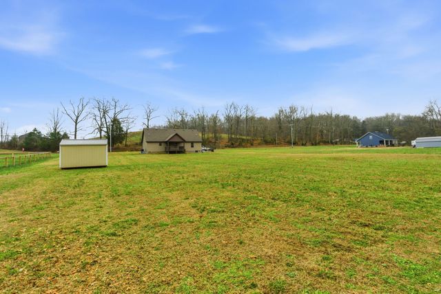 2860 Highway 76, Portland, TN 37148