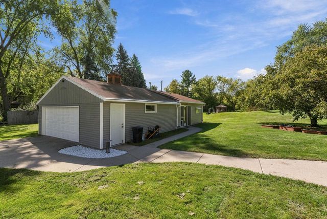 N60W22805 Silver Spring DRIVE, Lisbon, WI 53089