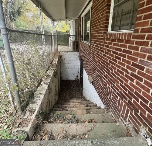 228 Napoleon Drive SW, Atlanta, GA 30314