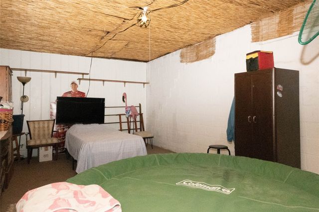 1337 E 33rd Street, Des Moines, IA 50317