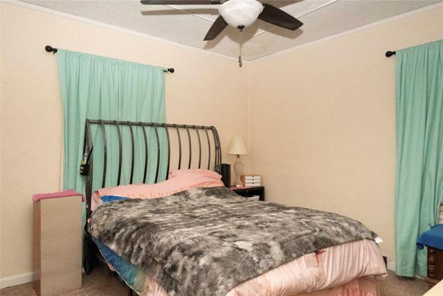 1337 E 33rd Street, Des Moines, IA 50317