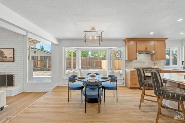 820 Ferdinand Court, Bakersfield, CA 93309