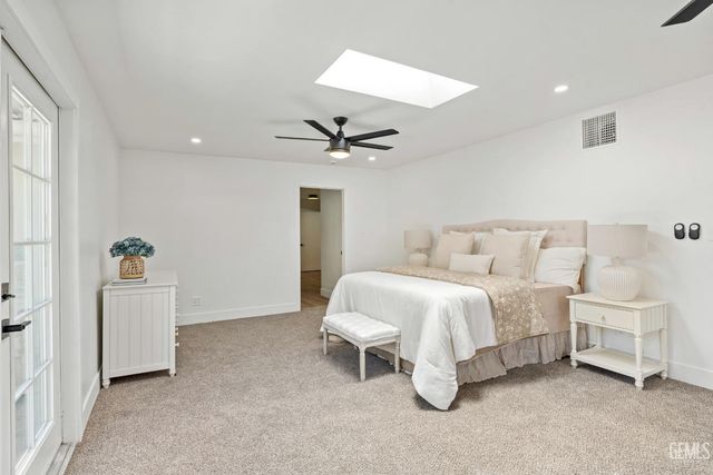 820 Ferdinand Court, Bakersfield, CA 93309