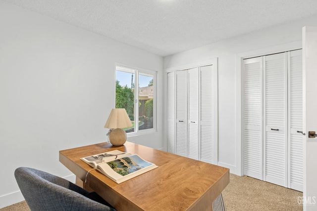 820 Ferdinand Court, Bakersfield, CA 93309
