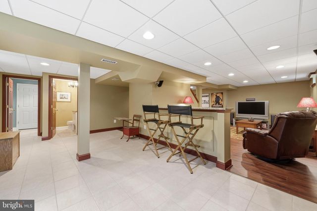 6 BLAKE CT, Sewell, NJ 08080