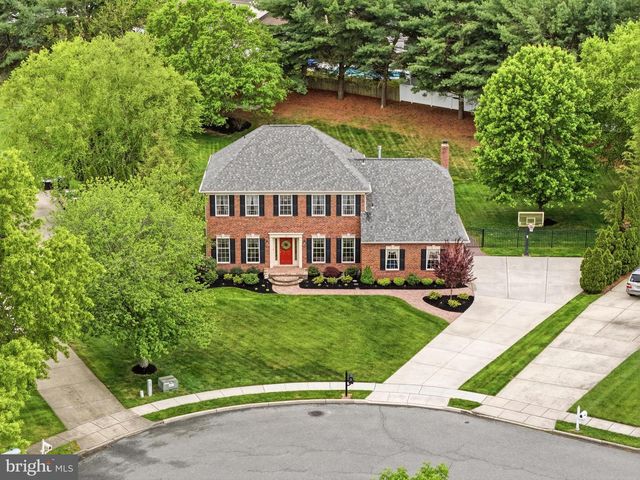 6 BLAKE CT, Sewell, NJ 08080