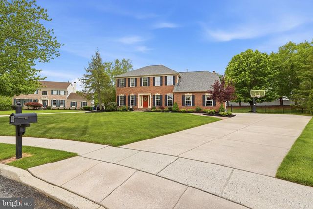 6 BLAKE CT, Sewell, NJ 08080