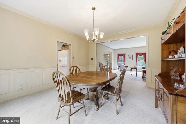 6 BLAKE CT, Sewell, NJ 08080