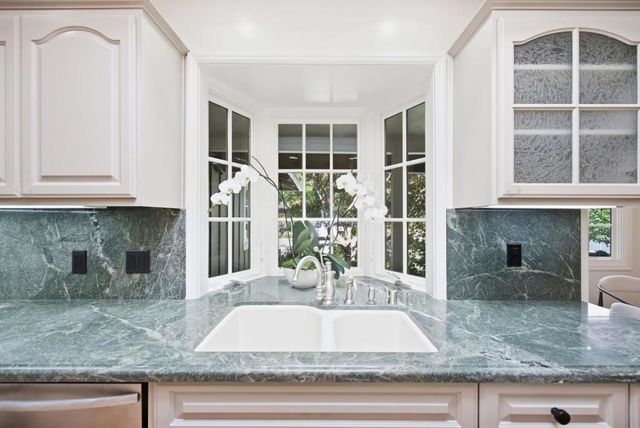 1940 Kay Drive, Los Altos, CA 94024