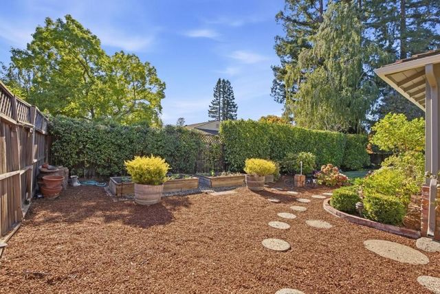 1940 Kay Drive, Los Altos, CA 94024