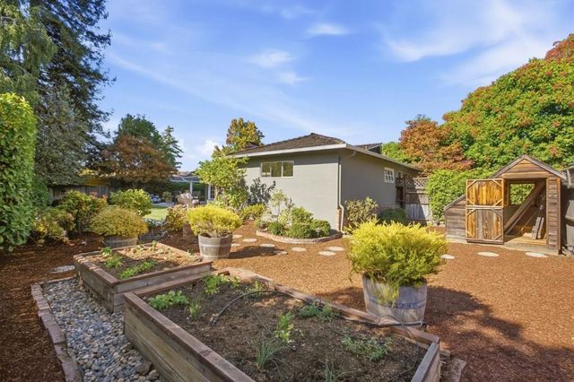 1940 Kay Drive, Los Altos, CA 94024