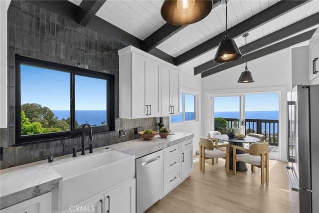 22332 Eagle Rock Way, Laguna Beach, CA 92651